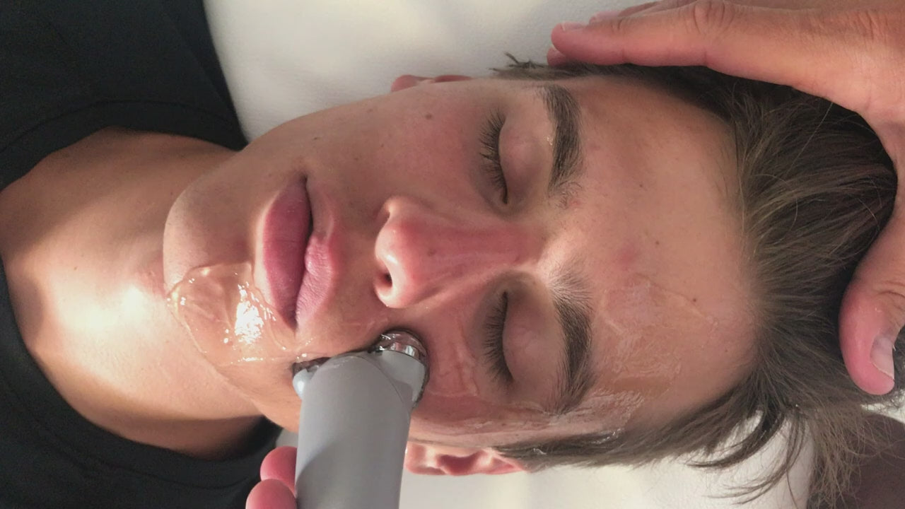 "PureLift Pro - Dispositivo Lifting Facial Natural en 10 Minutos"